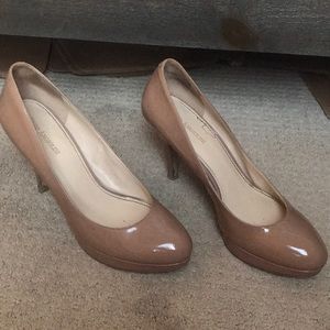 Enzo Angiolini nude pumps